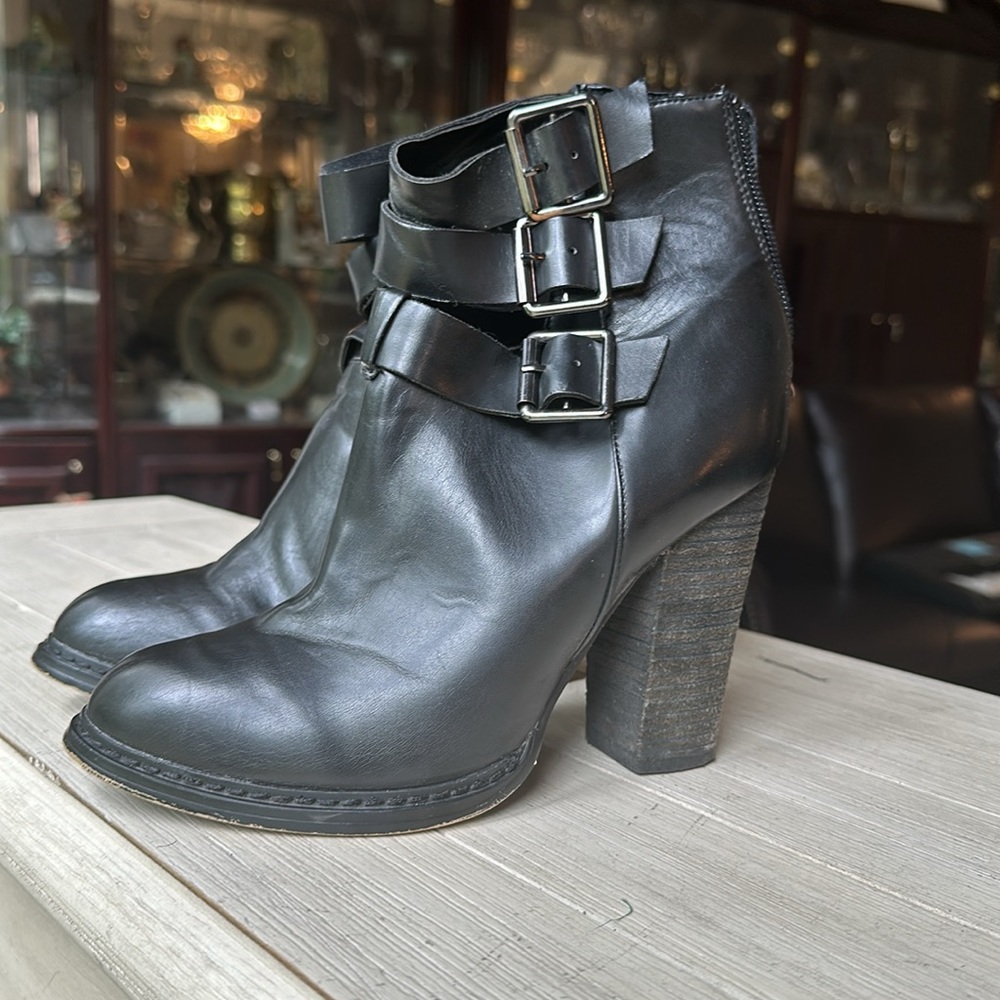 Chinese Laundry Boots